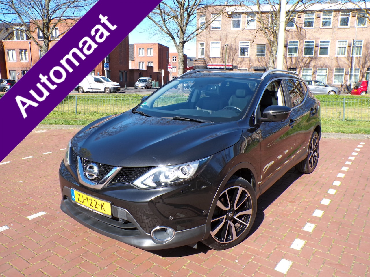 Nissan Qashqai - 1.2 Tekna AUTOMAAT NAVI CAMERA PANORAMADAK TEL ETC - AutoWereld.nl