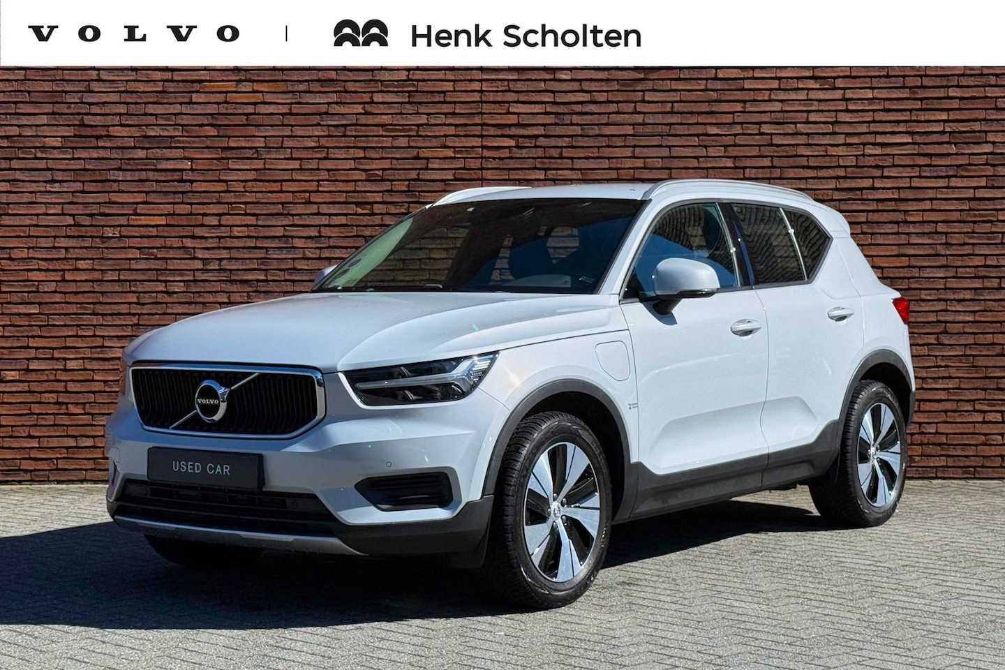 Volvo XC40 - T5 Twin Engine Momentum Pro | Trekhaak | DAB+ Radio | Parkeercamera | BLIS Dodehoekdetecti - AutoWereld.nl