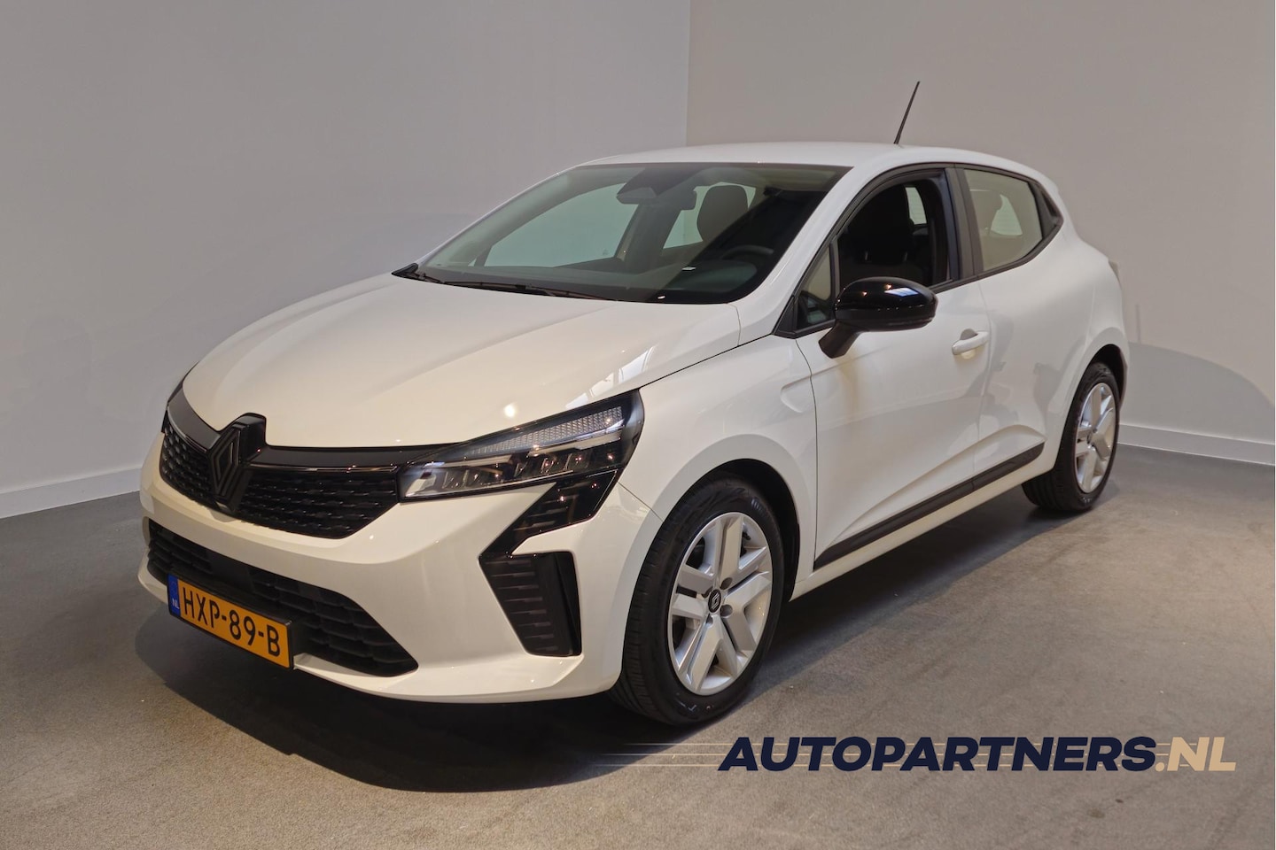 Renault Clio - 1.0 TCe 90 GPF techno - Stoel/Stuurverwarming - Apple Carplay/Android Auto (draadloos) - A - AutoWereld.nl