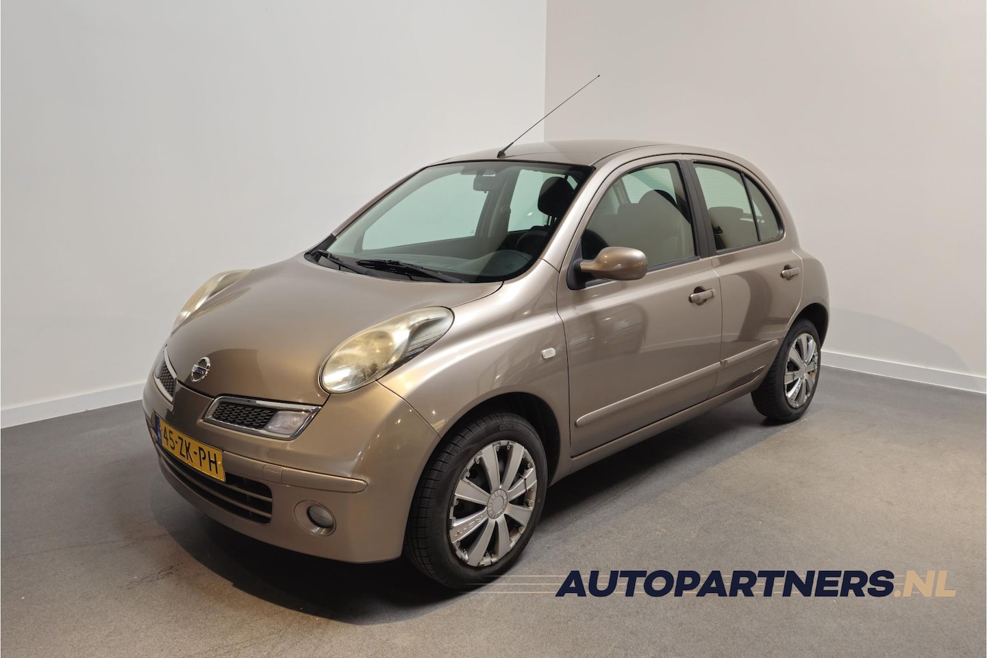 Nissan Micra - 1.2 Acenta - Airco - Elek. ramen - NAP - AutoWereld.nl