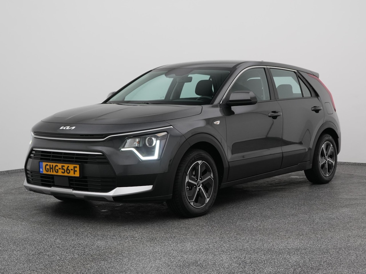 Kia Niro - 1.6 GDi Hybrid ComfortLine | CAMERA | ADAPTIVE | KEYLESS - AutoWereld.nl