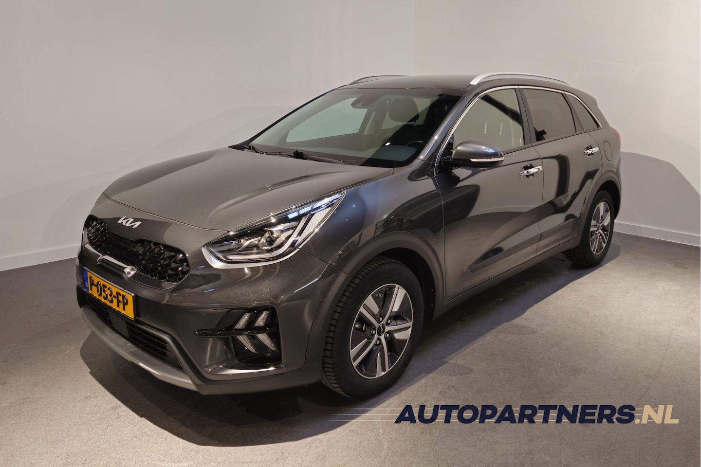 Kia Niro - 1.6 GDi Hybrid DynamicPlusLine - Stoel/Stuurverwarming - Apple Carplay/Android Auto - Adap - AutoWereld.nl