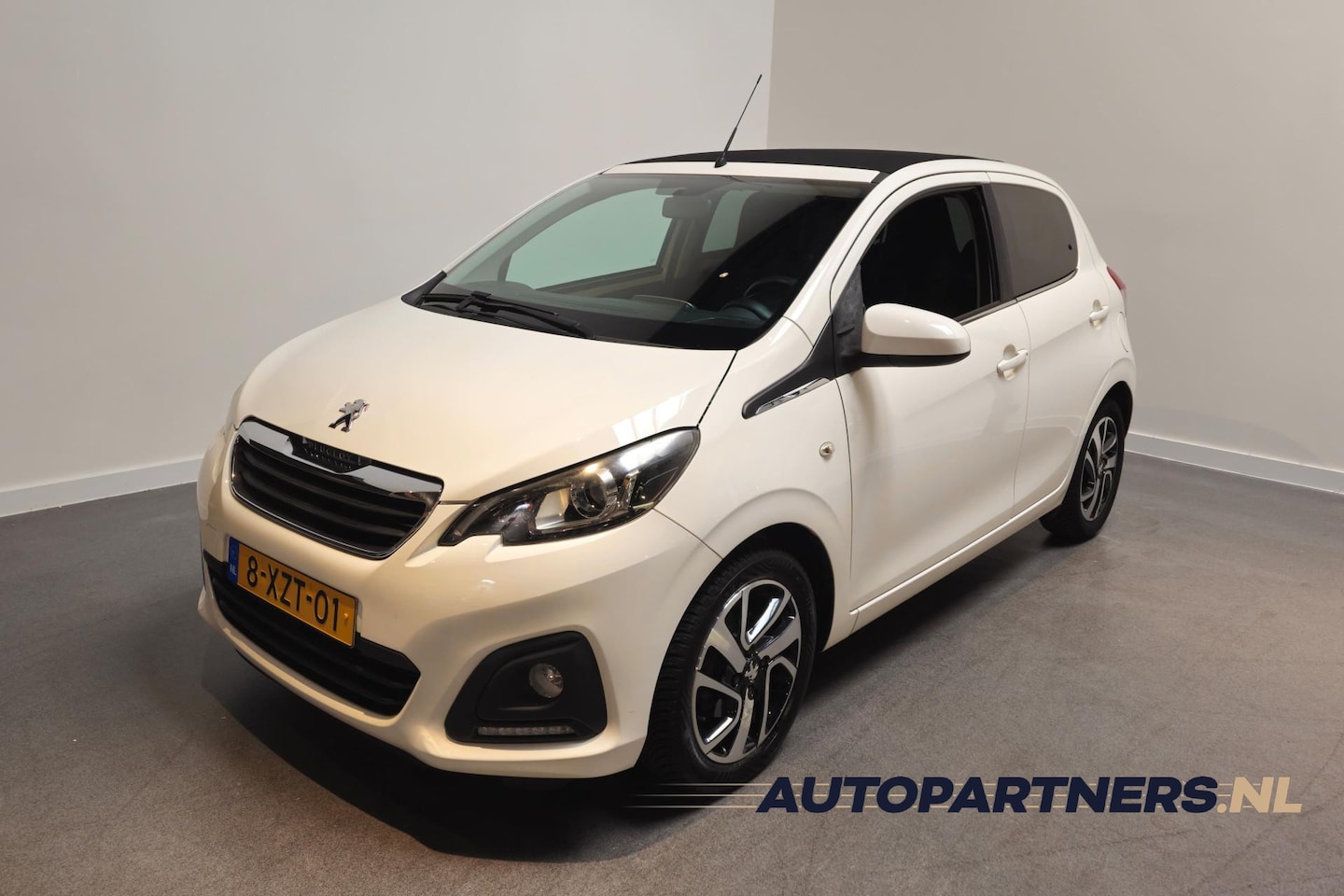 Peugeot 108 - 1.0 VTi Active Top - Bluetooth - Elektrisch vouwdak - Airco - AutoWereld.nl