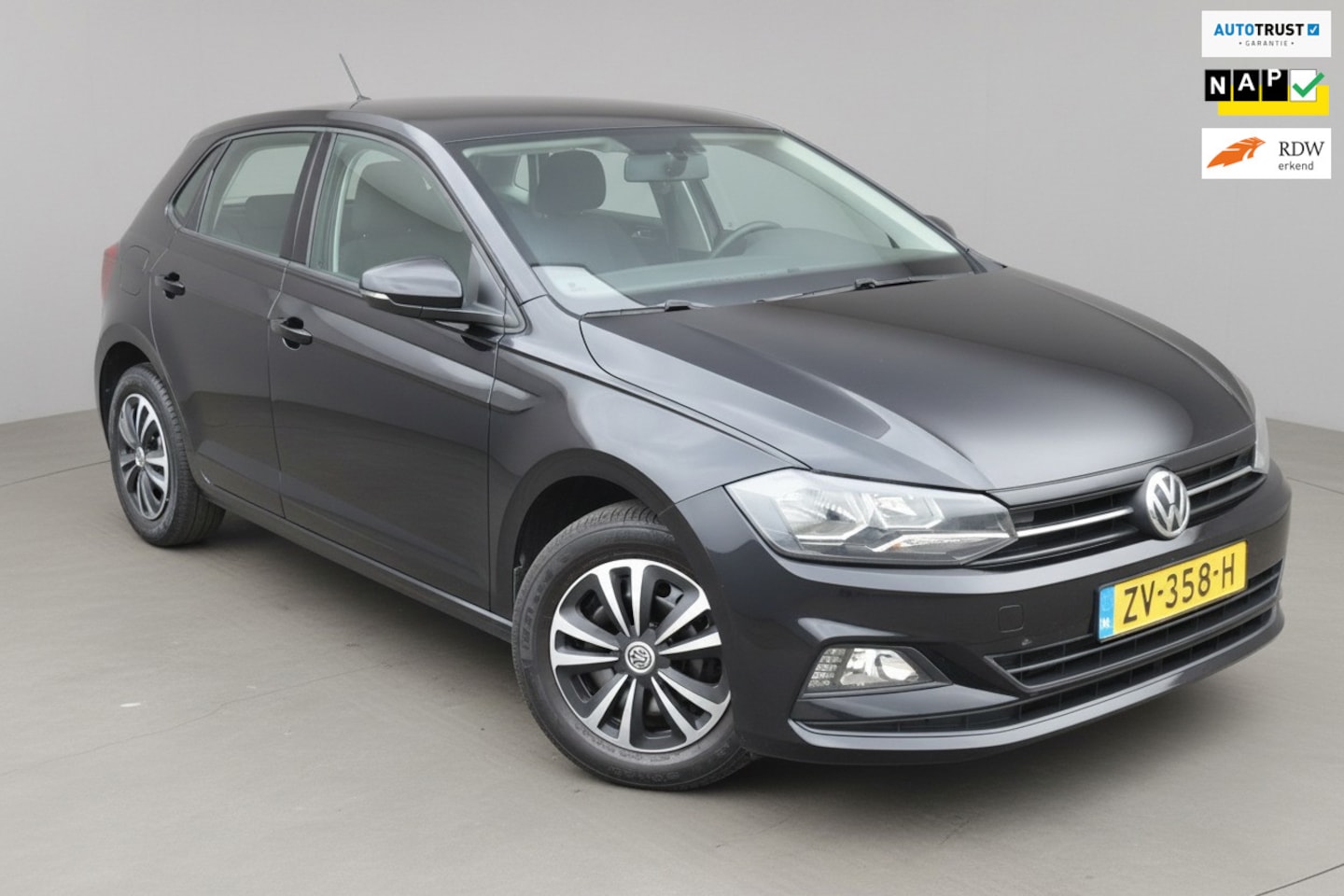 Volkswagen Polo - Airco|Cruise|Camera|Navi|Carplay - AutoWereld.nl