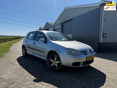 Volkswagen Golf - 1.4 Trendline