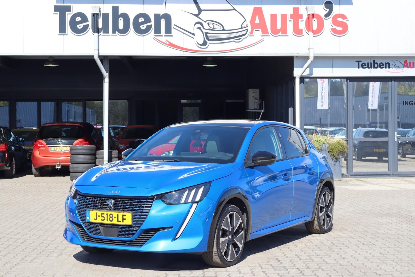 Peugeot e-208 - EV GT Première 1 fase 50 kWh BTW auto | Adaptive Cruise | Carplay | Panoramadak | BTW auto - AutoWereld.nl