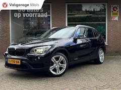 BMW X1 - DRIVE20i CHROME LINE | AIRCO | NAVIGATIE | CRUISE | PDC | VELGEN | TREKHAAK | NAP