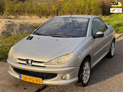 Peugeot 206 CC - 1.6-16V Quiksilver Storing Cabriodak ECC Audio/CD El. pakket ABS Sportstoelen LMV 16" Deal
