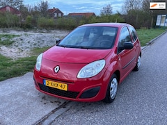 Renault Twingo - 1.2 Authentique 3-Drs Airco Electr. pakket Audio-CD/MP3 ABS 2 x airbag Colorpakket PDC Dea