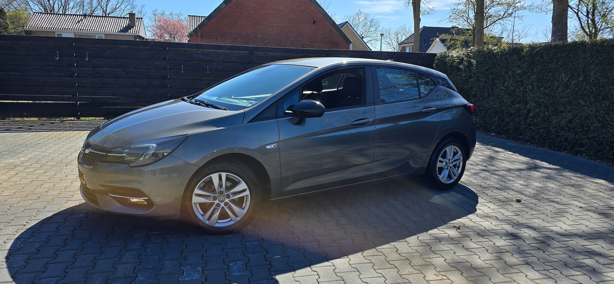 Opel Astra - 1.4 Blitz Elegance 145Pk, achteruitrij camera, lichtmetaal, DAB, ECC, pakeersensoren v+a - AutoWereld.nl