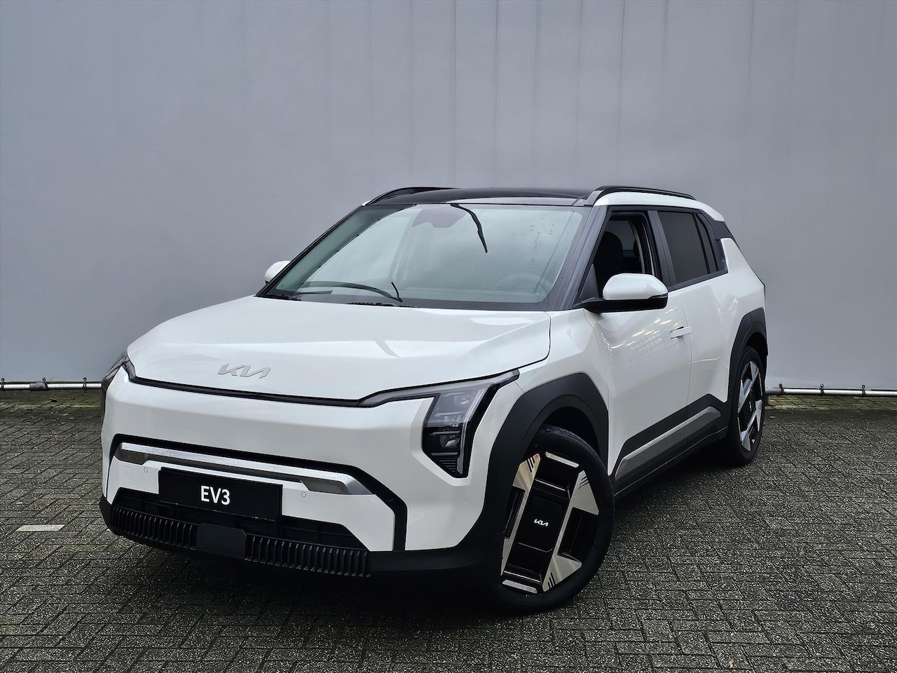 Kia EV3 - 81,4 kWh 204pk Plus Advanced - AutoWereld.nl