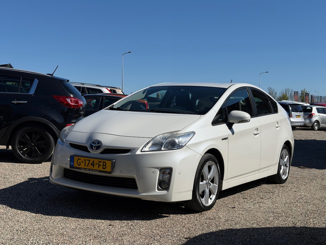 Toyota Prius - 1.8 Executive Camera Cruise PDC LMV Nette Auto Goed Onderhouden - AutoWereld.nl