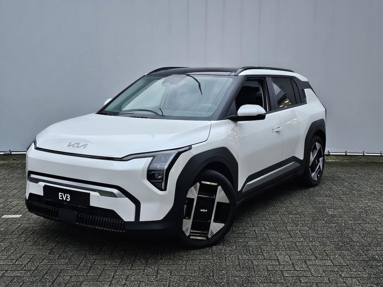 Kia EV3 - 58,3 kWh 204pk Plus Advanced I - AutoWereld.nl