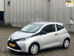 Toyota Aygo - 1.0 VVT-i x