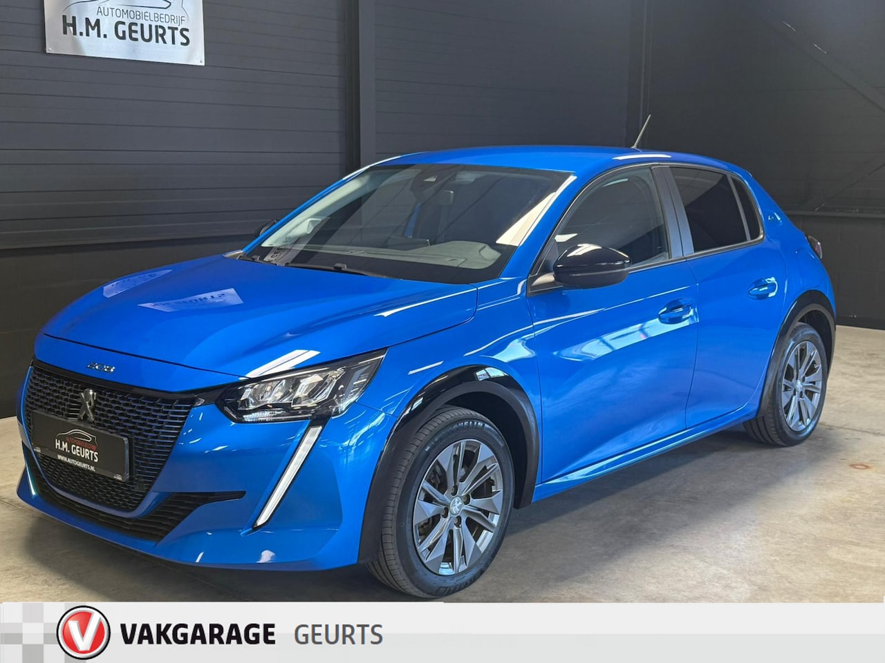 Peugeot e-208 - EV Allure 50 kWh 3 Fase Clima Navi Pdc Cruise 1 Eigenaar Topstaat Volledig Onderhouden! - AutoWereld.nl