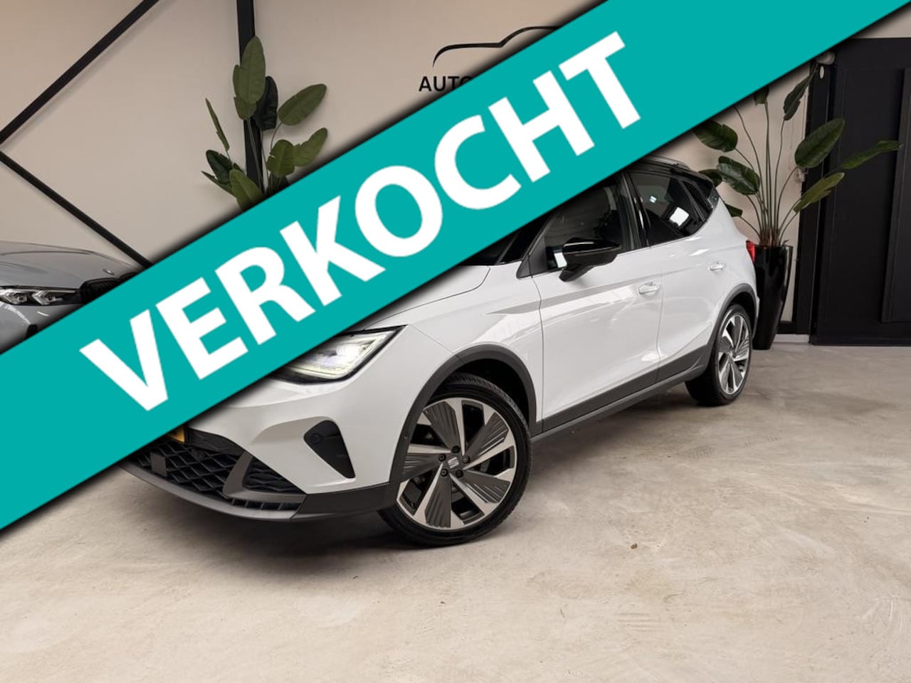 SEAT Arona - 1.0 TSI FR Business Connect DSG LED KEY LESS CAMERA - AutoWereld.nl