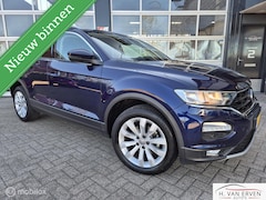Volkswagen T-Roc - 1.0 TSI Style APPLE CARPLAY 17" PDC NAP