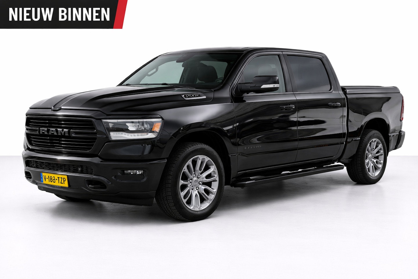 Dodge Ram 1500 - 4X4 5.7 V8 4x4 Crew Cab Big Horn LPG 4X4 - AutoWereld.nl