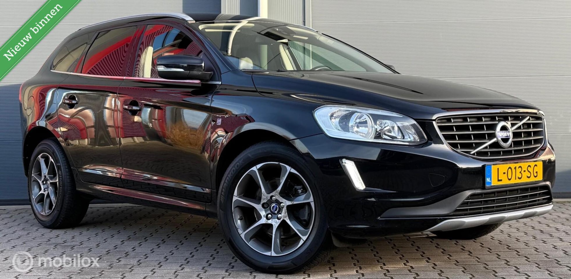 Volvo XC60 - 2.0 D3 FWD Ocean Race Clima/Cruise/PDC/Trekhaak - AutoWereld.nl