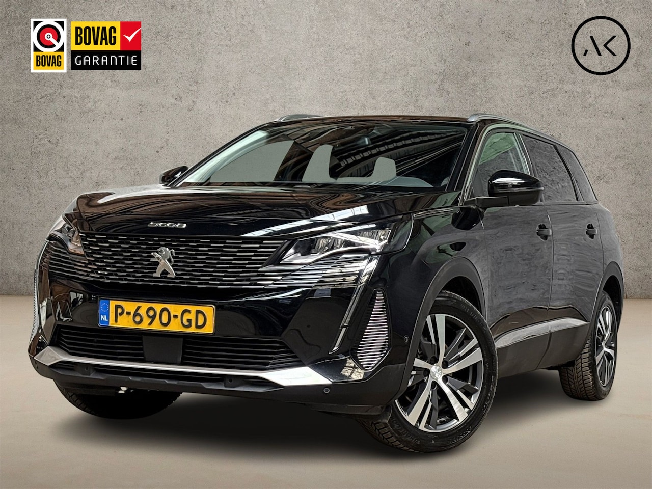 Peugeot 5008 - 1.2 PureTech Allure 7 Persoons (APPLE CARPLAY, GROOT NAVI, LEDER, 360 CAMERA, STOELVERWARM - AutoWereld.nl
