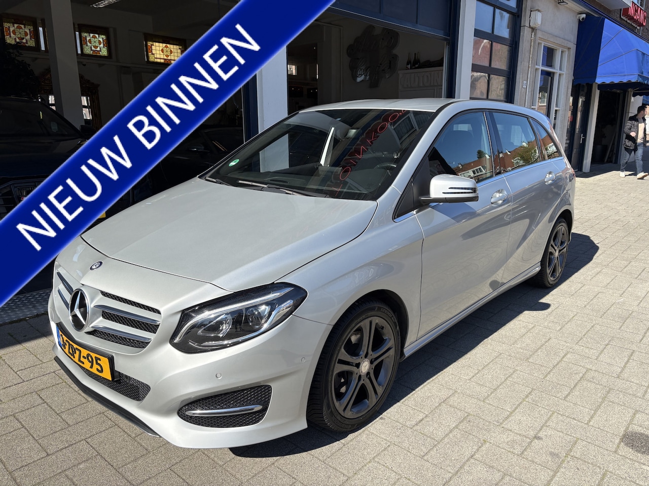 Mercedes-Benz B-klasse - 180 Ambition NL AUTO. - AutoWereld.nl