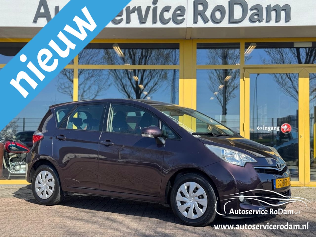 Toyota Verso S - 1.3 VVT-i Aspiration | AUTOMAAT - AutoWereld.nl