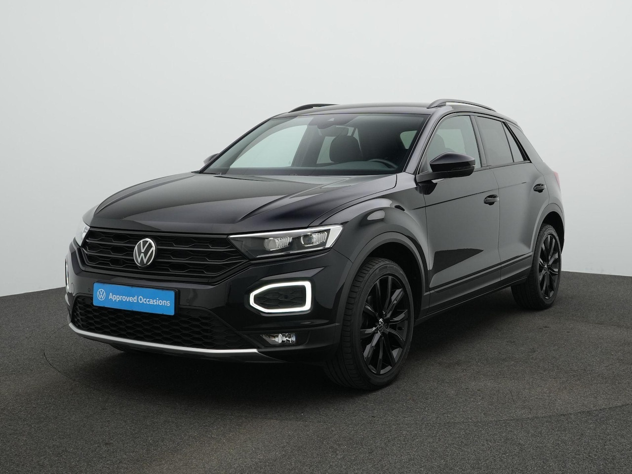 Volkswagen T-Roc - 1.5 TSI 150 pk DSG Sport | Trekhaak | Achteruitrijcamera | Navigatie | Adaptive Cruise | E - AutoWereld.nl
