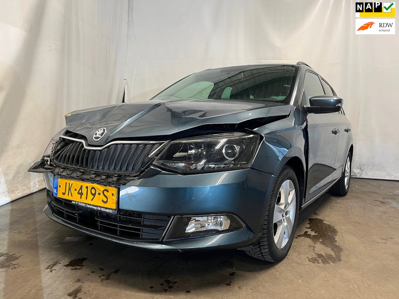 Skoda Fabia Combi - 1.4 TDI Ambition Businessline - Front Schade - Lekkage - AutoWereld.nl