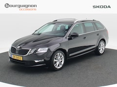 Skoda Octavia Combi - 1.0 TSi 115 Pk Automaat Ambition Business | Trekhaak | Navigatie | CarPlay | Stoelverwarmi
