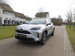 Toyota Yaris Cross - 1.5 Hybrid 130 Dynamic | PDC | Camera | ACC | Stoelverwarming | Stuurwielverwarming |