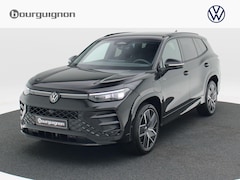 Volkswagen Tayron - R-Line Edition 1.5 eHybrid 204 PK | Trekhaak | LED Matrix | HUD | Stoelmassage | 360 Camer