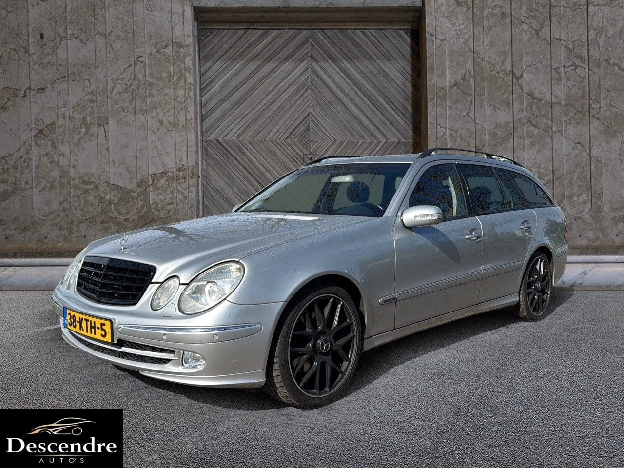 Mercedes-Benz E-klasse Combi - 320 Avantgarde youngtimer goed onderhouden - AutoWereld.nl