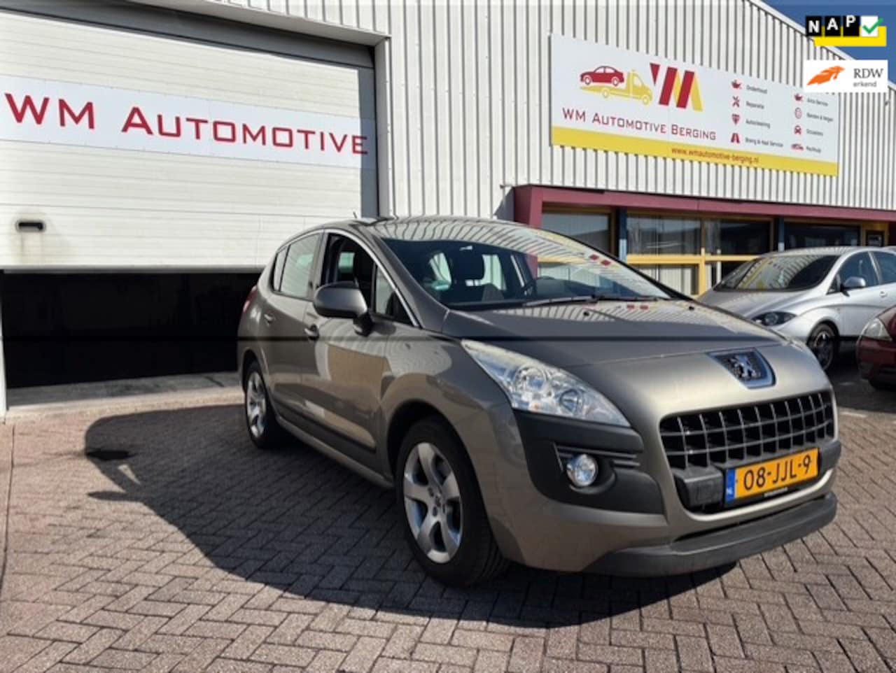 Peugeot 3008 - 1.6 panaramadak airco Première - AutoWereld.nl