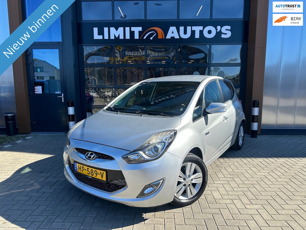 Hyundai ix20 - 1.6i i-Vision Climate/Cruise/Pdc/El.ramen/6bak/Lmv/Trekhaak/Apk - AutoWereld.nl