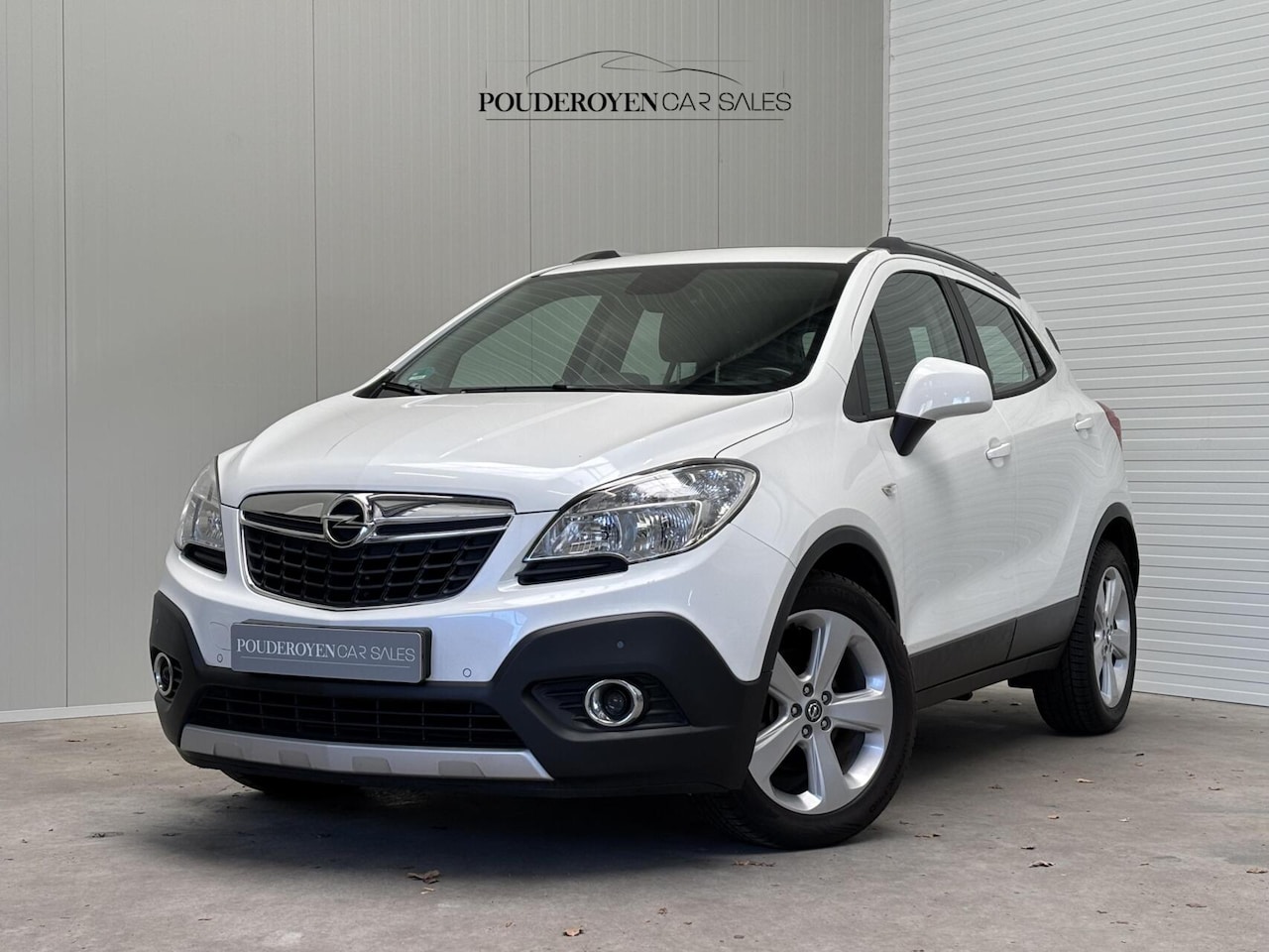 Opel Mokka - 1.4 T Cosmo / Schuifdak / Trekhaak / Navigatie / Goed onderhouden! - AutoWereld.nl