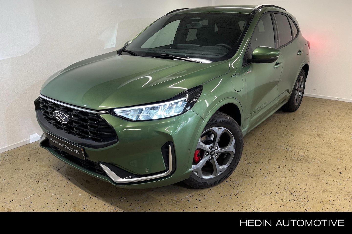 Ford Kuga - 2.5 PHEV ST-Line X Trekhaak | Winter Pack - AutoWereld.nl