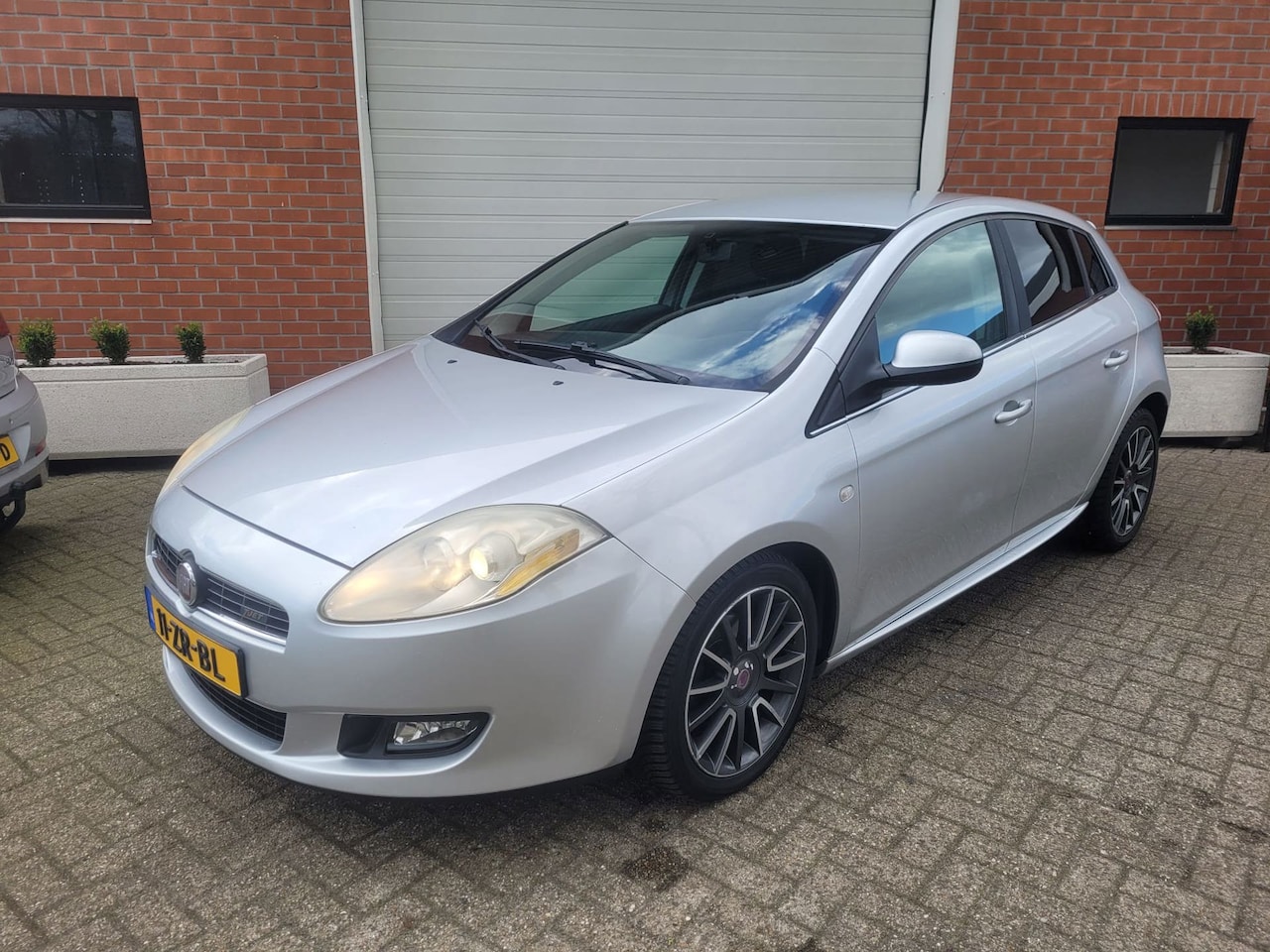 Fiat Bravo - 1.4 T-Jet Edizione Sport 1.4 T-Jet Edizione Sport - AutoWereld.nl