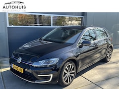 Volkswagen e-Golf - e-Golf Leer Dynaudio Camera LED Koplampen Winterpakket Warmtepomp SOH 89, 73%
