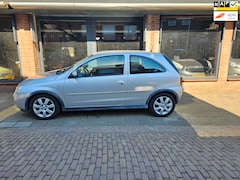 Opel Corsa - 1.2-16V Silverline Automaat