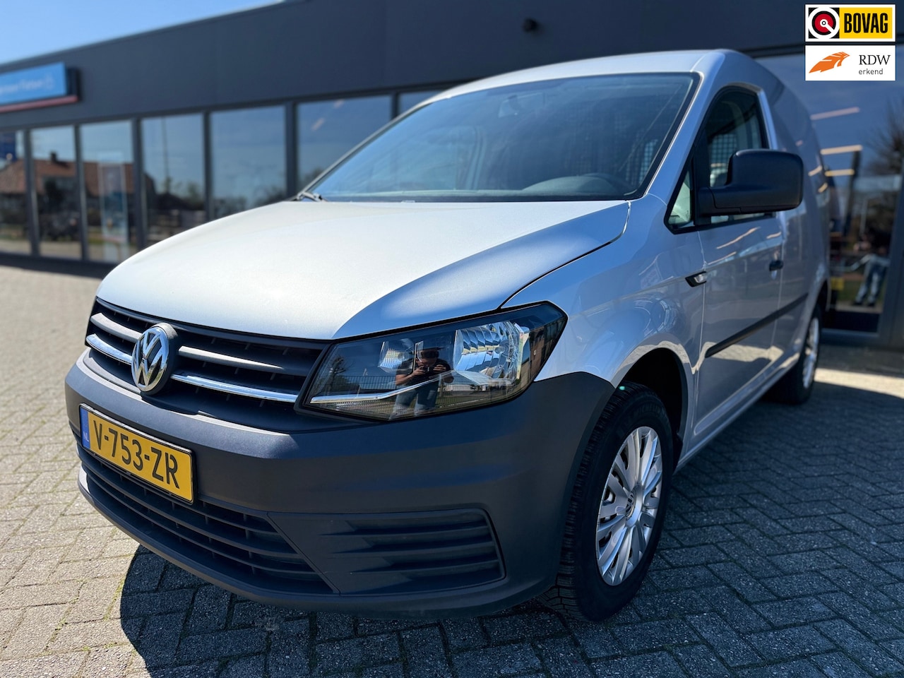 Volkswagen Caddy - 2.0 TDI L1H1 BMT Economy Business 2.0 TDI L1H1 BMT Economy Business - AutoWereld.nl