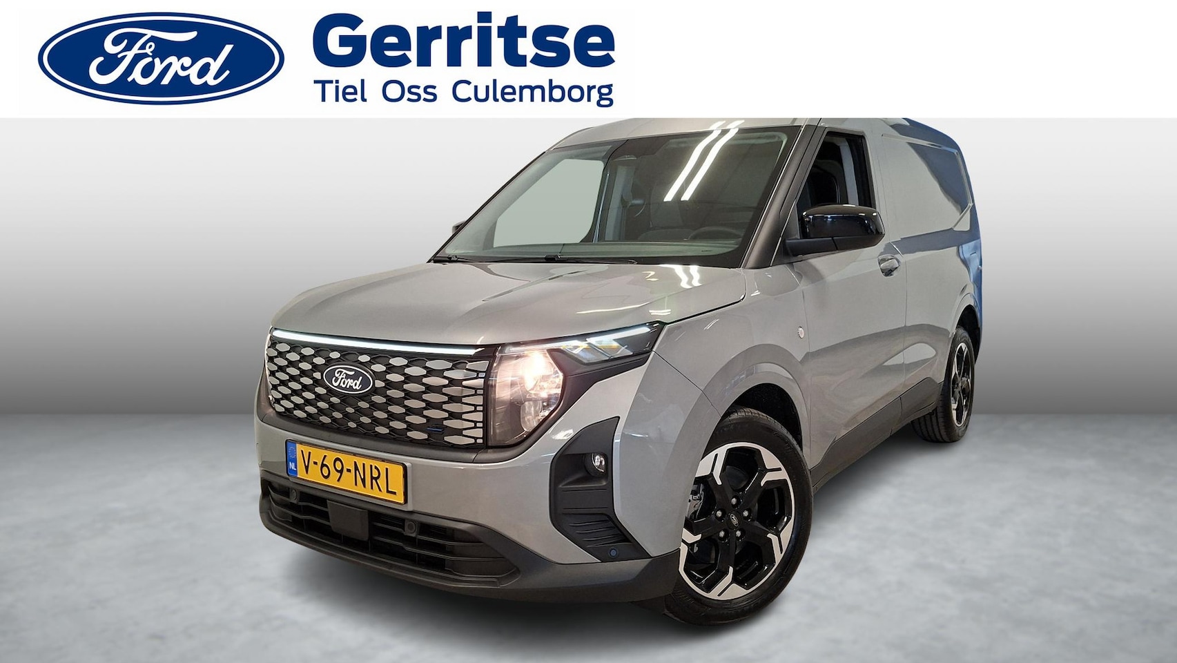 Ford Transit Courier - E-Transit Limited 136 PK 44 kWh accu - AutoWereld.nl