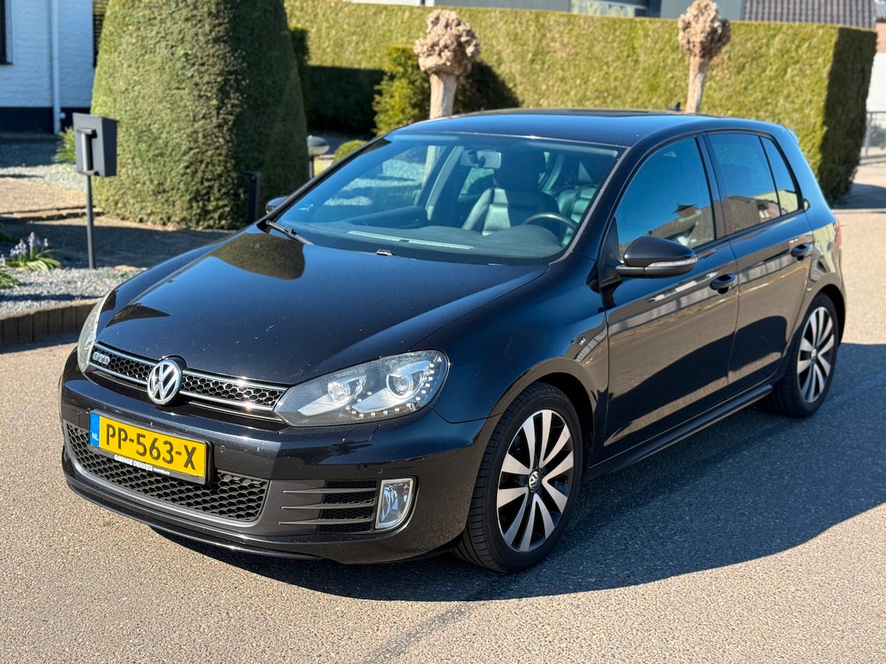 Volkswagen Golf - 2.0 GTD 170PK 2011 Automaat Navi/Clima/Lmv - AutoWereld.nl
