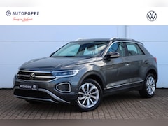 Volkswagen T-Roc - 1.5 TSI Style 150pk DSG7 | Stoelverwarming | parkassist | Carplay | Matrix Led