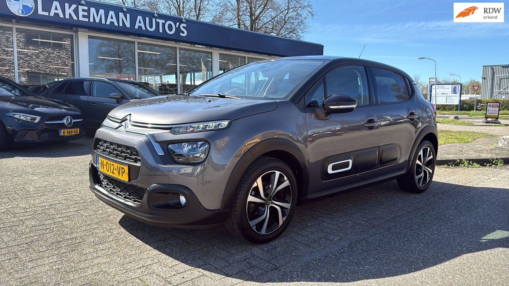 Citroën C3 - 1.2 PureTech Shine Carplay Navi Greyline Huurkoop Inruil APK Garantie - AutoWereld.nl