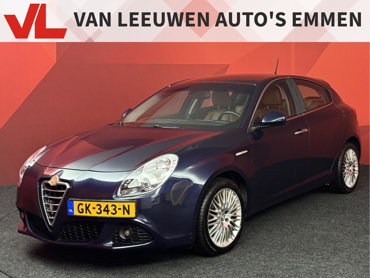 Alfa Romeo Giulietta - 1.6 JTDm Distinctive | Leder | Cruise | Clima - AutoWereld.nl