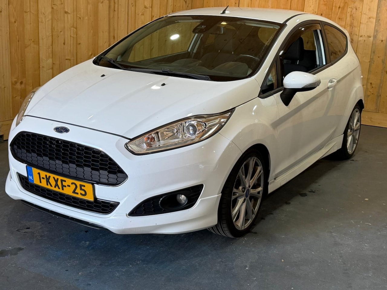 Ford Fiesta - 1.0 Ecoboost Sport 2013 Wit Clima Navi LMV - AutoWereld.nl