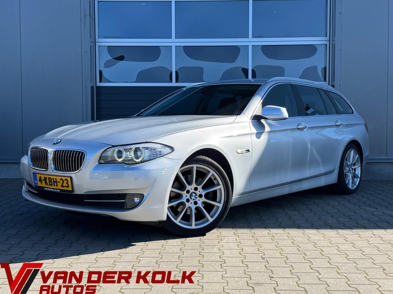 BMW 5-serie Touring - 520i High Executive Automaat | Nieuwe Ketting | Xenon | Leder | Navigatie | Cruise | Clima - AutoWereld.nl