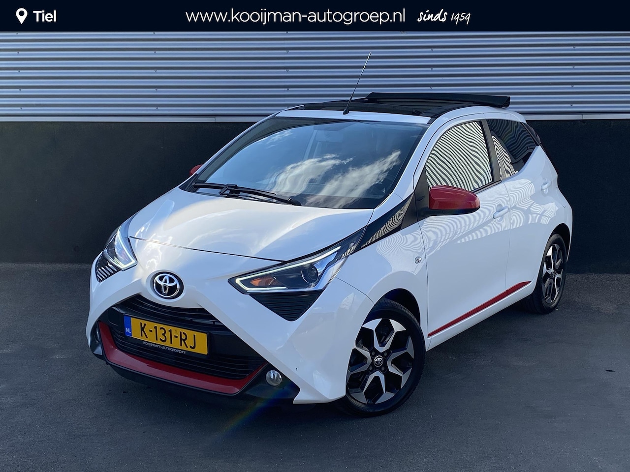 Toyota Aygo - 1.0 VVT-i x-joy cabrio Sportieve auto met rode accenten en een Cabriodak! Airconditioning, - AutoWereld.nl