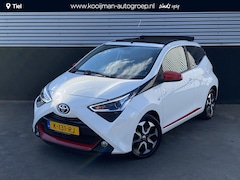 Toyota Aygo - 1.0 VVT-i x-joy cabrio Sportieve auto met rode accenten en een Cabriodak Airconditioning,