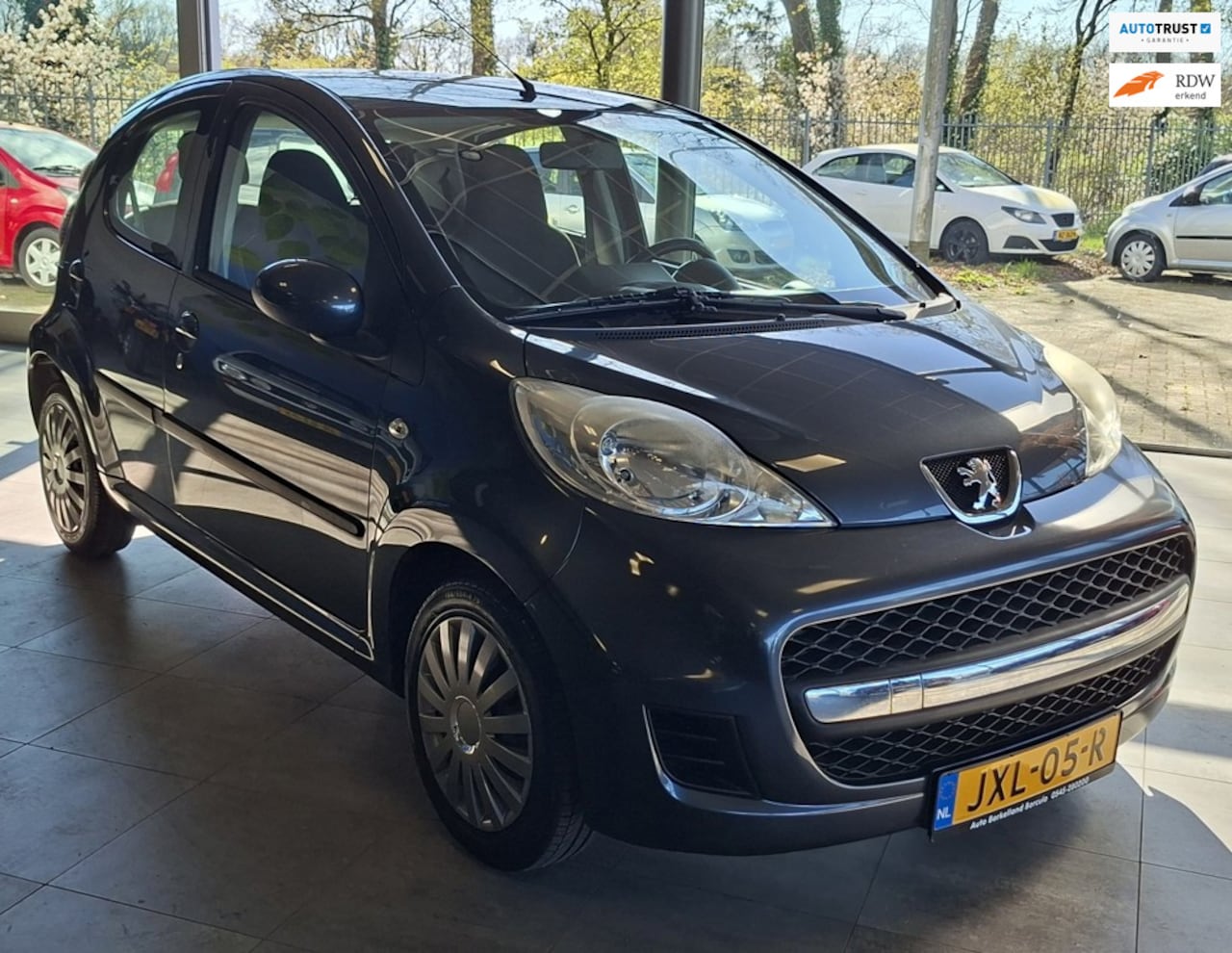 Peugeot 107 - 1.0-12V 5-Drs Airco / Elektrisch pakket - AutoWereld.nl